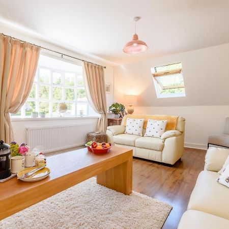 Waters Edge Apartment Ystradgynlais Экстерьер фото