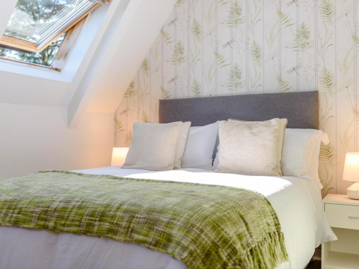 Waters Edge Apartment Ystradgynlais Экстерьер фото